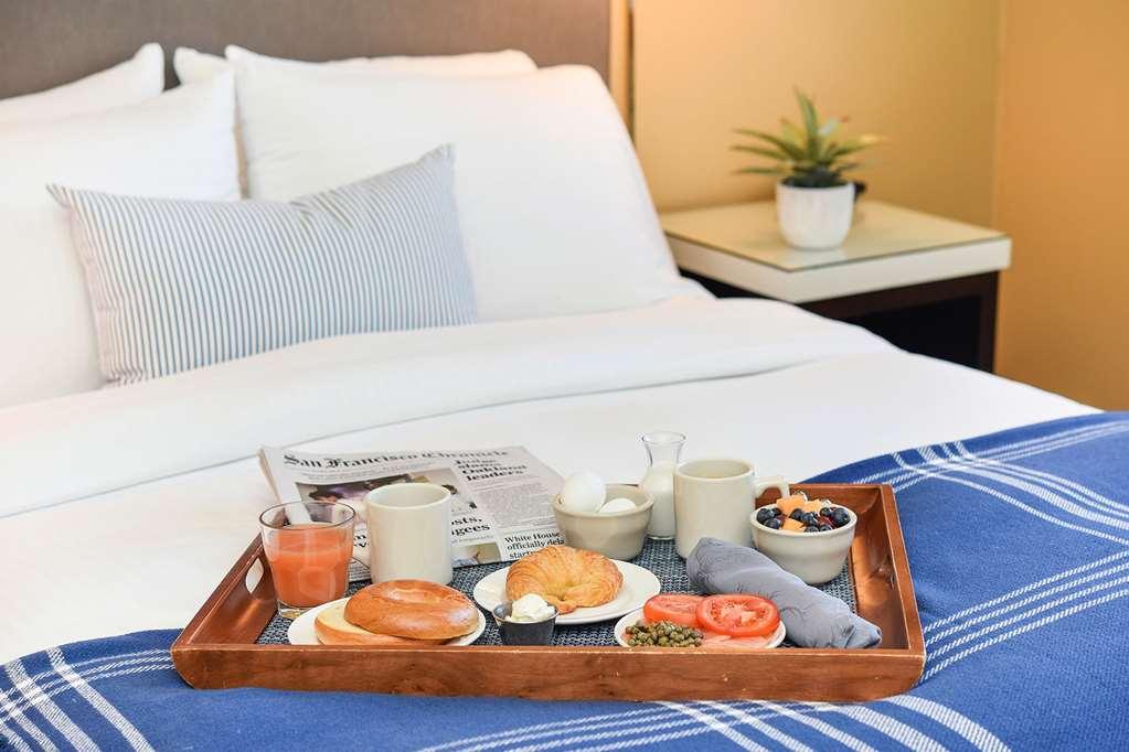 Waters Edge Hotell Tiburon Restaurant bilde